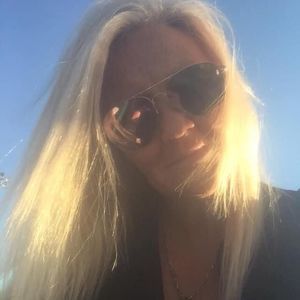 Meet your Posher, Jodi